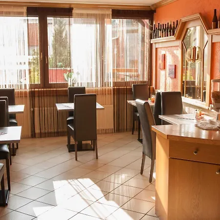 Hotel Erzhausener Hof 3*