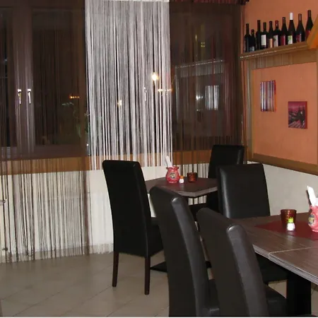 Erzhausener Hof 3*