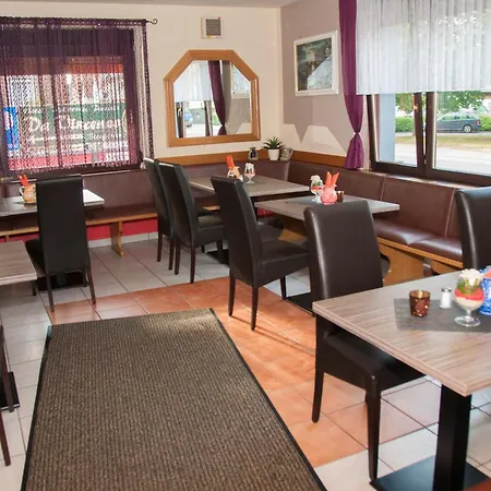 Erzhausener Hof 3*